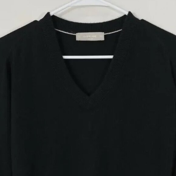 Everlane The Cashmere V-Neck Sweater in Black Size Small - Picture 3 of 3